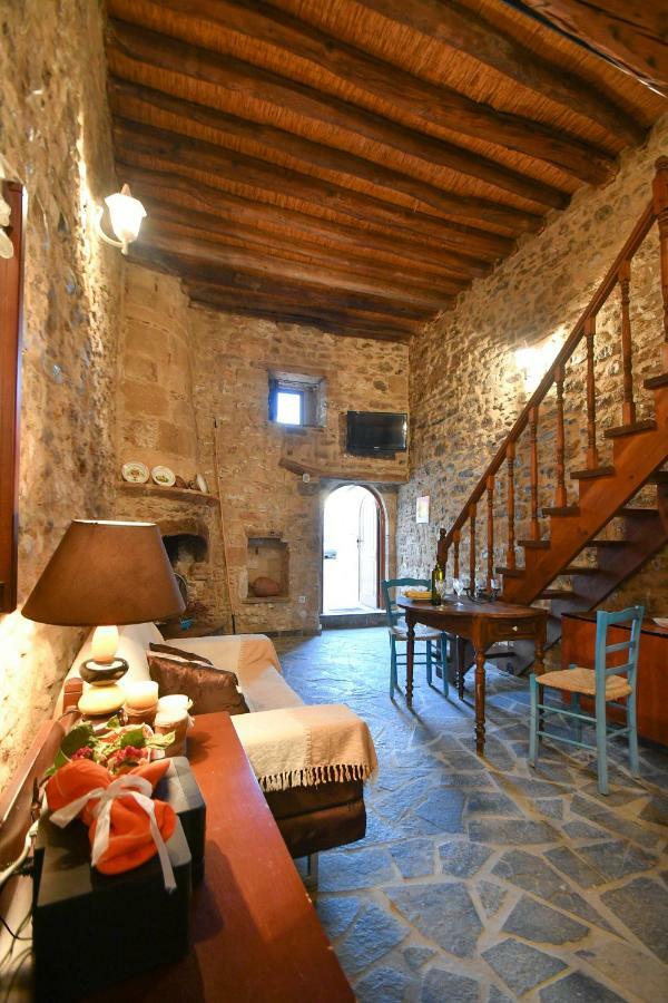 Stone House Apartment Malona Village Bagian luar foto