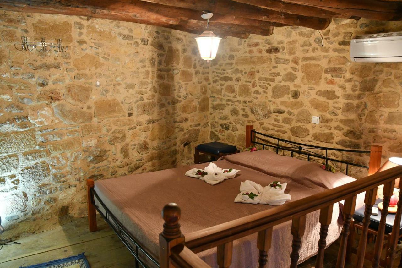 Stone House Apartment Malona Village Bagian luar foto